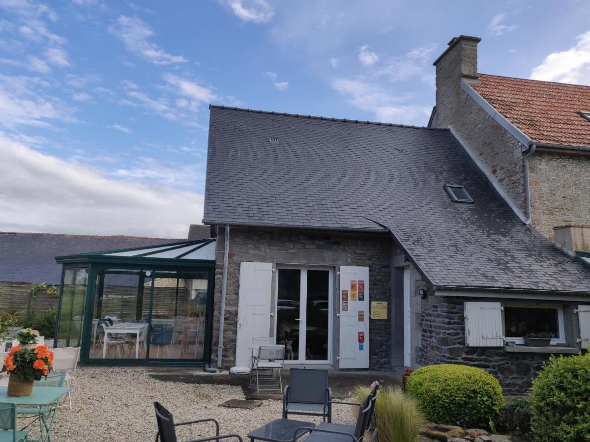 Les Fleurs Du Mont Bed & Breakfast Caux Eksteriør bilde