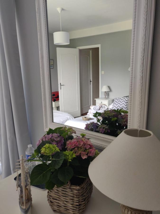 Les Fleurs Du Mont Bed & Breakfast Caux Eksteriør bilde