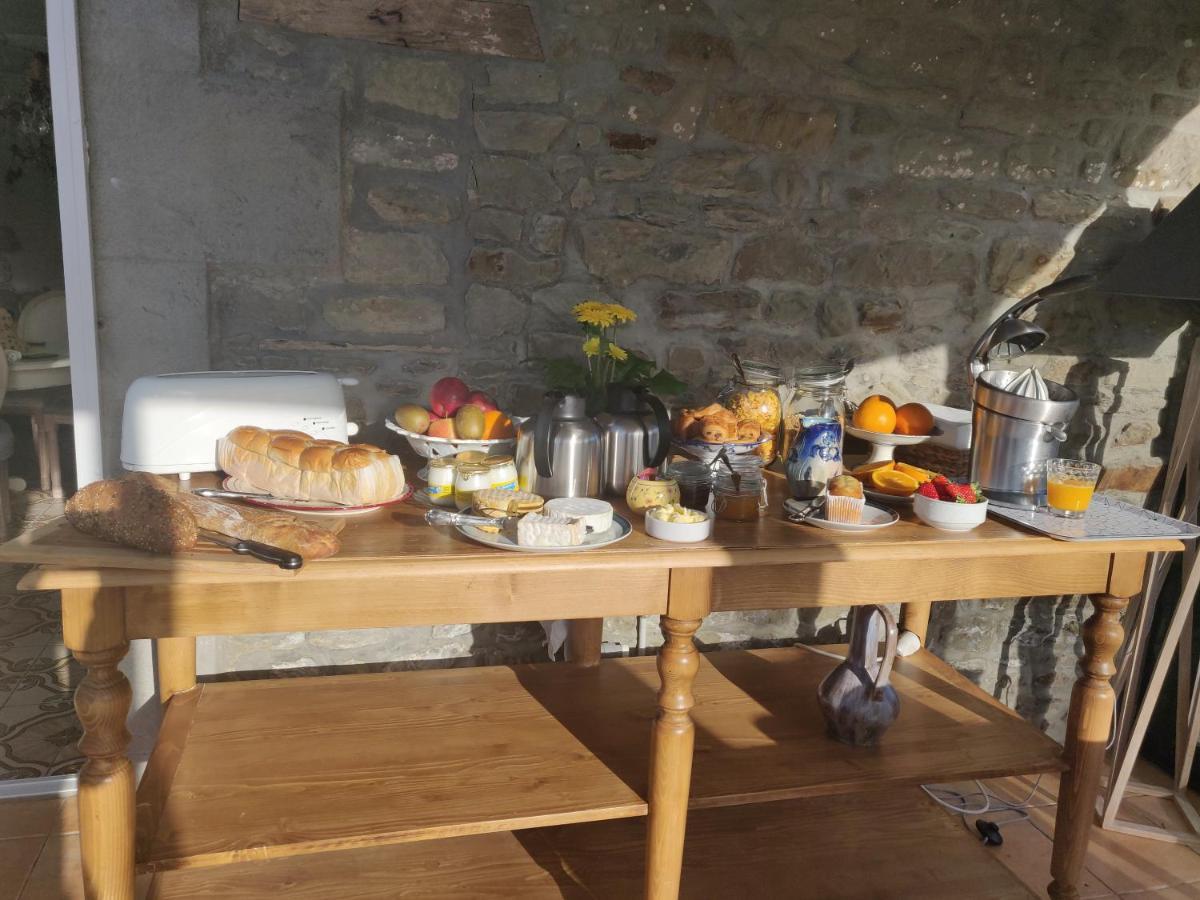 Les Fleurs Du Mont Bed & Breakfast Caux Eksteriør bilde