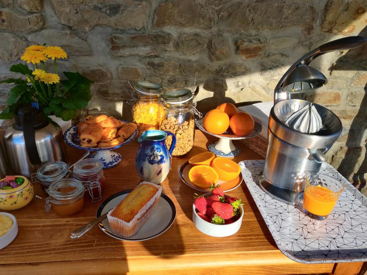 Les Fleurs Du Mont Bed & Breakfast Caux Eksteriør bilde